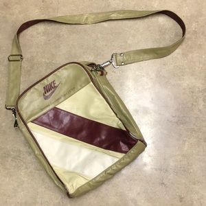 Vintage Nike Shoulder Bag